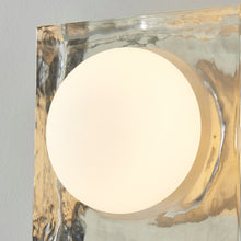Load image into Gallery viewer, Mackay Square LED Wall Light in Detail.
