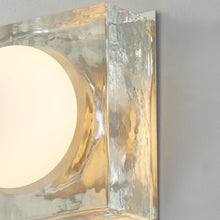 Load image into Gallery viewer, Mackay Square LED Wall Light in Detail.
