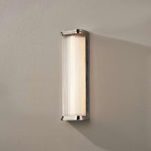 Load image into Gallery viewer, Newburgh LED Wall Light in Detail.
