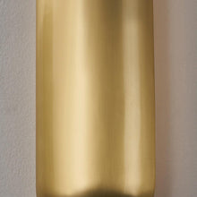 Load image into Gallery viewer, Wheeler LED Wall Light in Detail.
