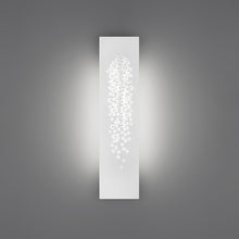 Load image into Gallery viewer, Islet LED Wall Light in Detail.
