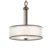 Load image into Gallery viewer, Tallie Pendant Light in Detail.
