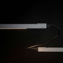 Load image into Gallery viewer, Daisy Chain Cord in Detail.
