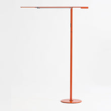 Load image into Gallery viewer, Equo LED Floor Lamp in Detail.
