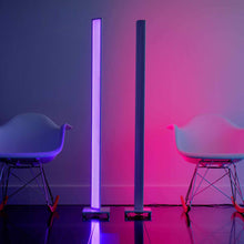 Load image into Gallery viewer, Tono Floor Lamp in living room.
