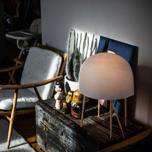 Load image into Gallery viewer, Kurage Table Lamp in living room.
