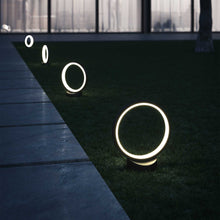 Load image into Gallery viewer, Parc LED Path Light in outdoor.
