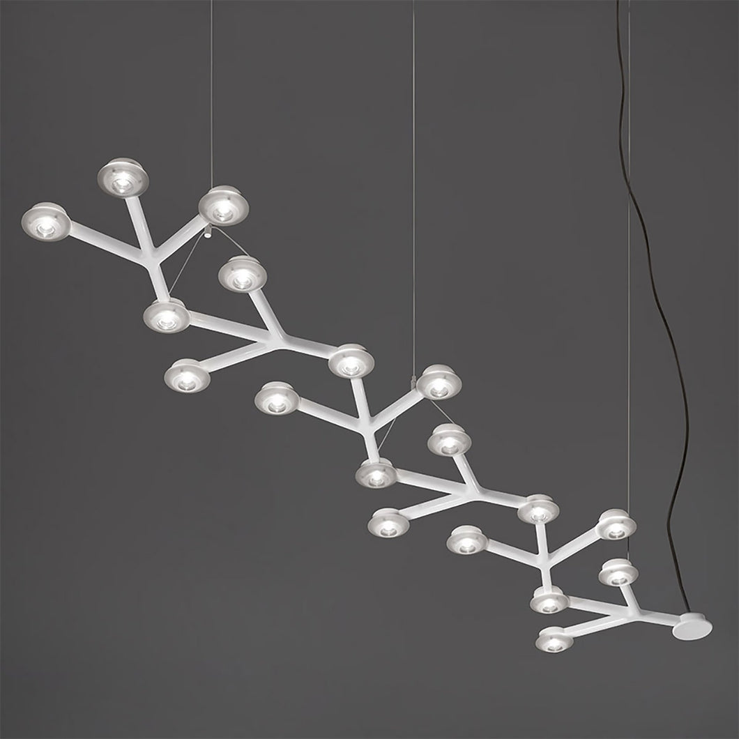 LED Net 125 Linear Suspension Light in Standard.