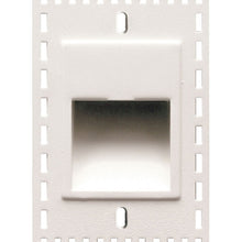 Load image into Gallery viewer, LEDme Vertical LED Trimless Step and Wall Light in Detail.
