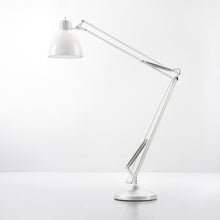 Load image into Gallery viewer, JJ Big LED Outdoor Floor Lamp in Detail.
