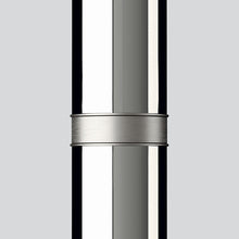 Load image into Gallery viewer, Croma Floor Lamp in Detail.
