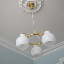 Load image into Gallery viewer, VL Crown Chandelier in room.
