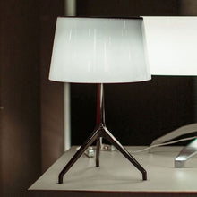 Load image into Gallery viewer, Lumiere XX Table Lamp in living room.
