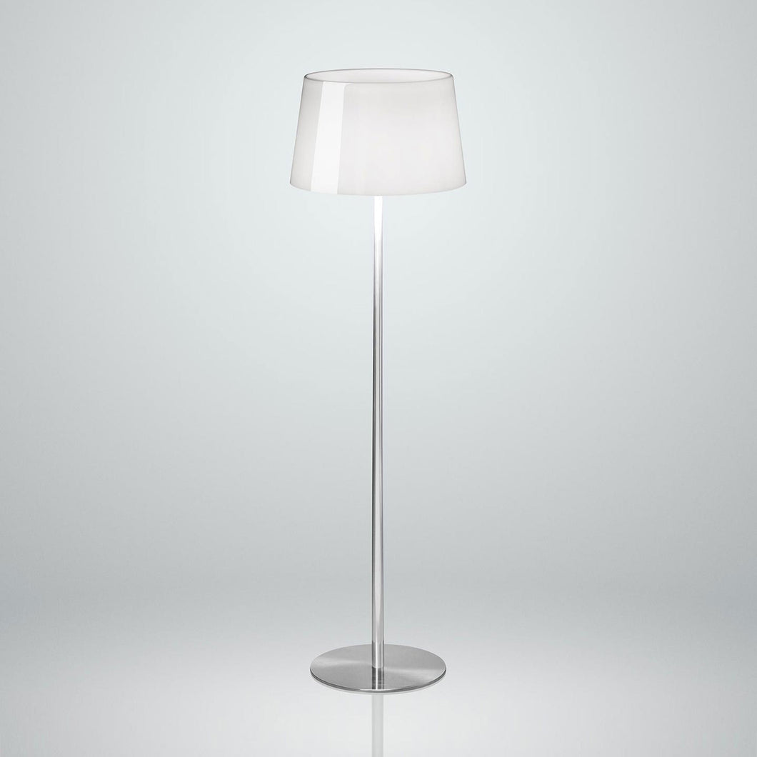 Lumiere XXL Floor Lamp in Chrome Black/White.