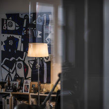 Load image into Gallery viewer, Lumiere XXL Floor Lamp in living room.
