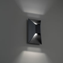 Load image into Gallery viewer, Maglev Outdoor LED Wall Light in Detail.
