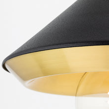Load image into Gallery viewer, Marnie Pendant Light Detail.
