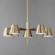 Load image into Gallery viewer, Carlo LED Chandelier in Detail.
