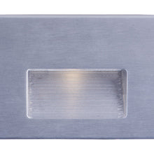 Load image into Gallery viewer, Path LED Step Light in Detail.
