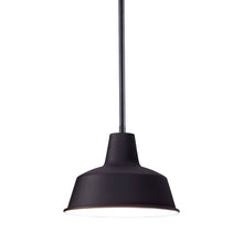 Load image into Gallery viewer, Pier M Outdoor Pendant Light in Detail.
