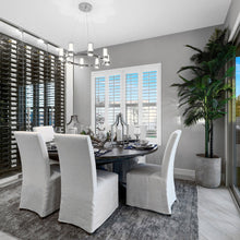 Load image into Gallery viewer, Silo Chandelier in dining room.
