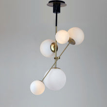 Load image into Gallery viewer, Vesper Pendant Light in Detail.
