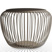 Load image into Gallery viewer, Meridiano Outdoor LED Floor Lamp in Detail.
