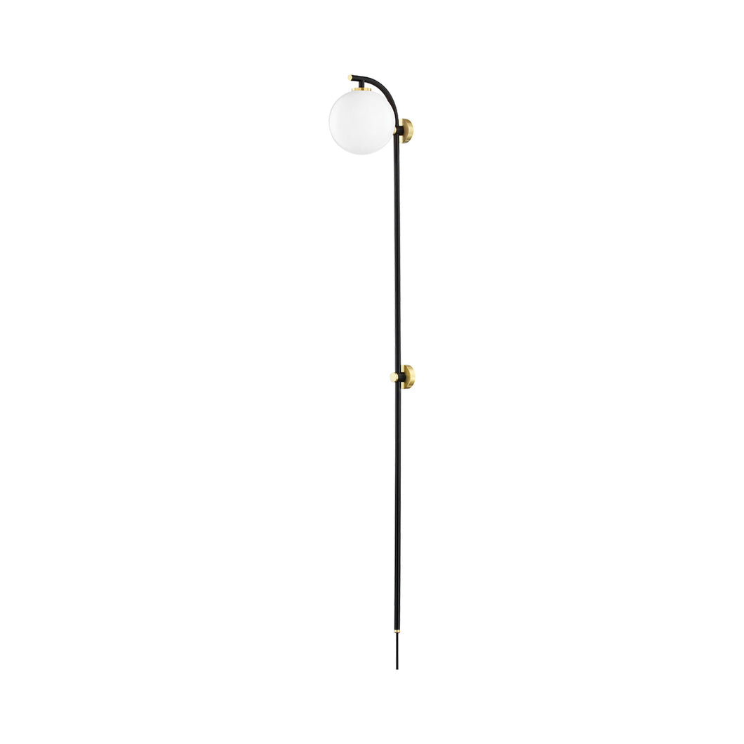 Faye Plug-In LED Wall Light.