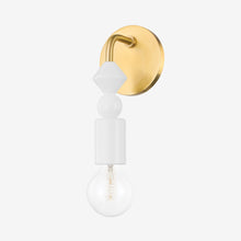 Load image into Gallery viewer, Flora Wall Light in Detail.
