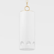 Load image into Gallery viewer, Jean Pendant Light in Detail.
