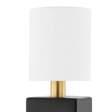 Load image into Gallery viewer, Joey Wall Light in Detail.

