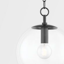 Load image into Gallery viewer, Juliana Pendant Light in Detail.
