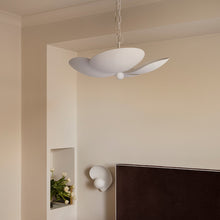 Load image into Gallery viewer, Leni Pendant Light in bedroom.
