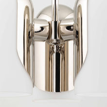Load image into Gallery viewer, Mabel Pendant Light in Detail.
