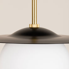 Load image into Gallery viewer, Marlene Pendant Light in Detail.
