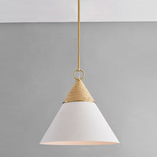 Load image into Gallery viewer, Mica Pendant Light in Detail.
