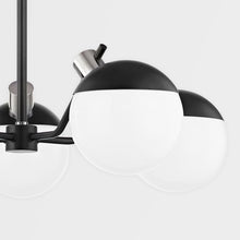 Load image into Gallery viewer, Miranda LED Chandelier in Detail.
