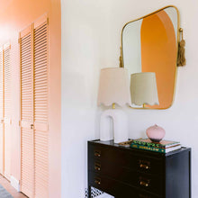Load image into Gallery viewer, Roshani Table Light in living room.
