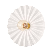 Load image into Gallery viewer, Tinsley Flush Mount Ceiling Light in Detail.
