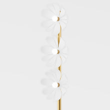 Load image into Gallery viewer, Twiggy Floral Floor Lamp in Detail.
