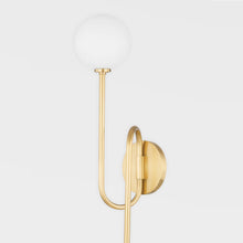 Load image into Gallery viewer, Zani Wall Light in Detail.
