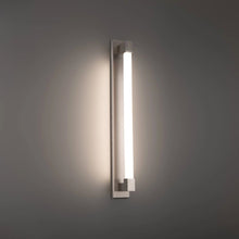 Load image into Gallery viewer, Barre LED Vanity Wall Light in Detail.
