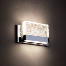 Load image into Gallery viewer, Glacier LED Bath Vanity Light in Detail.
