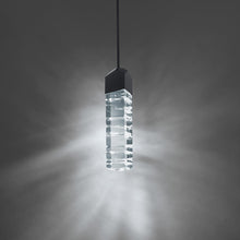Load image into Gallery viewer, Juliet LED Pendant Light in Detail.
