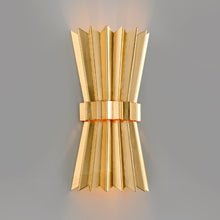Load image into Gallery viewer, Moxy Wall Light in Detail.
