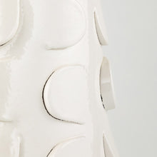 Load image into Gallery viewer, Naomi Table Lamp Detail.

