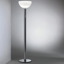 Load image into Gallery viewer, AM2C Floor Lamp in Detail.
