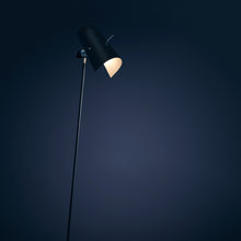 Load image into Gallery viewer, Claritas Floor Lamp in Detail.
