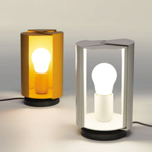 Load image into Gallery viewer, Pivotante à Poser Table Lamp in Detail.
