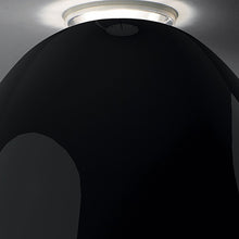 Load image into Gallery viewer, Nur Ceiling Light in Detail.

